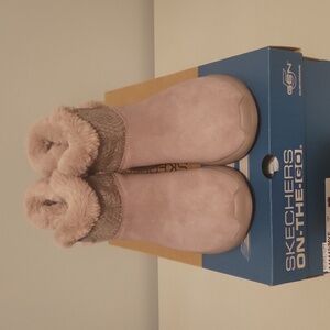 Skechers On-The-Go Blue Shoe Box